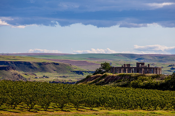 Maryhill Stonehenge- 20150505-IMG_9260